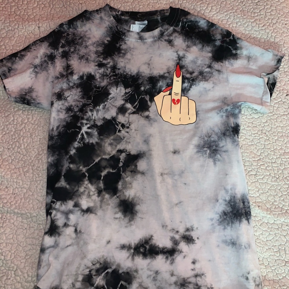 black and white tyedye shirt with middle finger